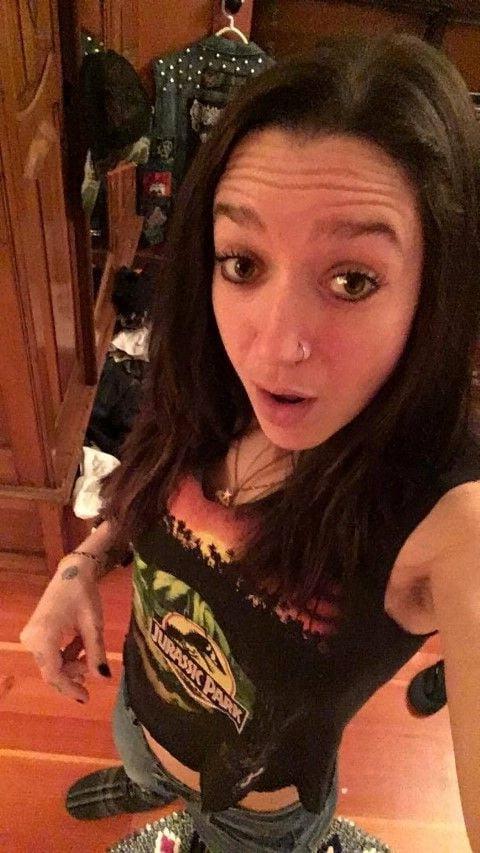 25P cucky husband wants to make his wife Aimee to be webslut
