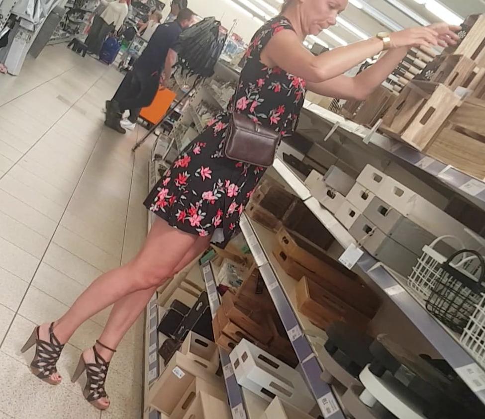 20P slut wife with high heels and mini skirt so hot and sexy