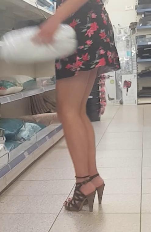20P slut wife with high heels and mini skirt so hot and sexy