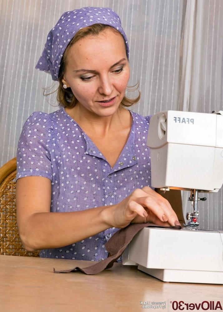 10P Olgun anne bacaklar mature mom wife skirt legs turk turkish