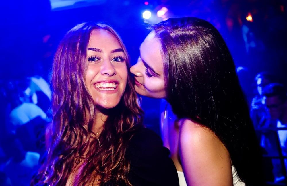 7P Hungarian girls partying 2