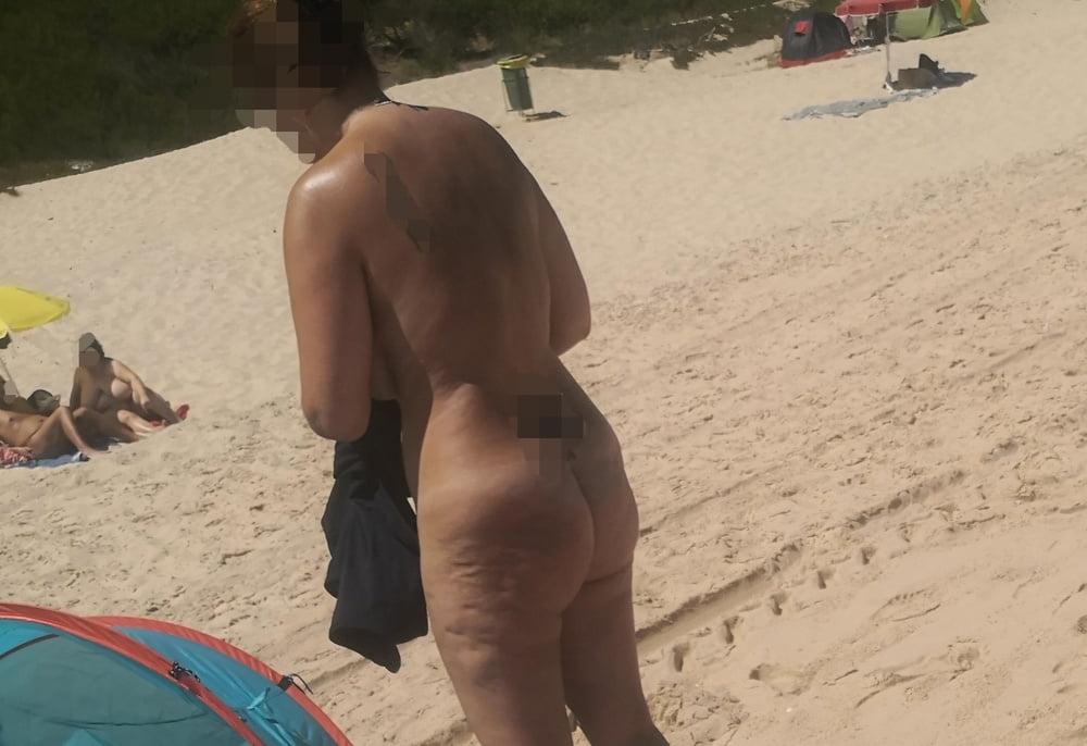 25P Exhibition outdoor nudist mature milf wife 2