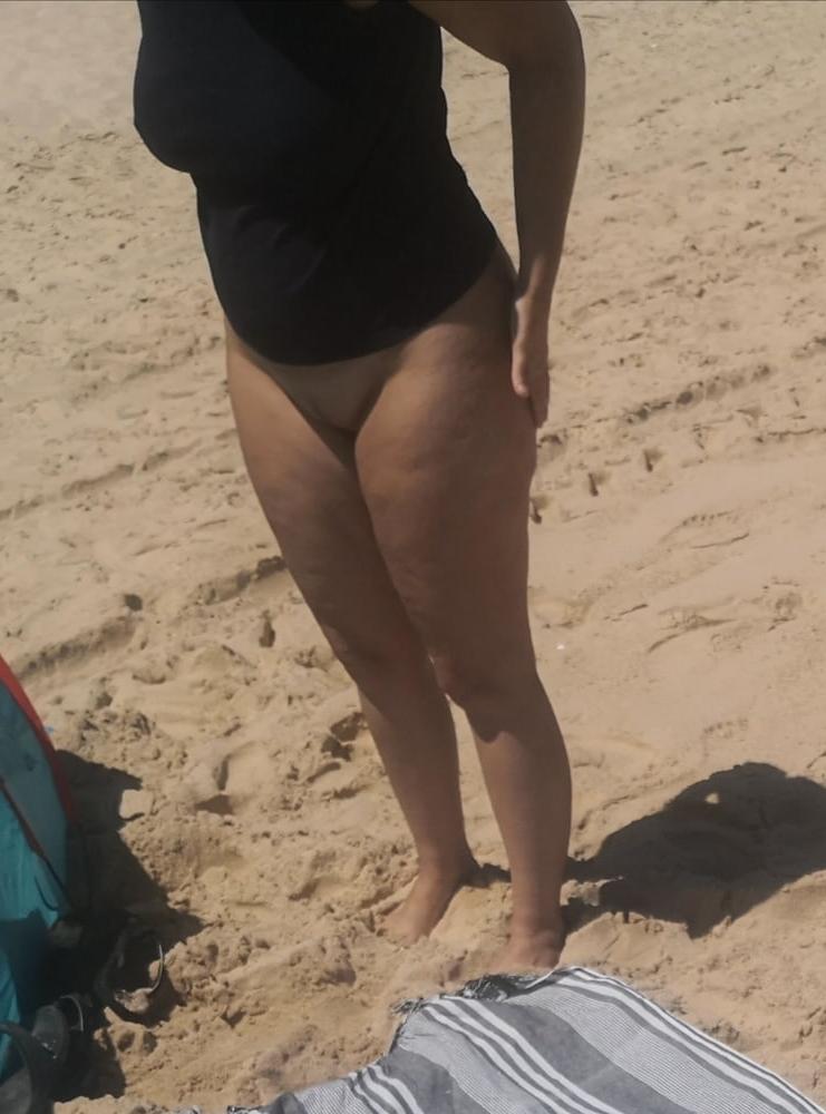 25P Exhibition outdoor nudist mature milf wife 2
