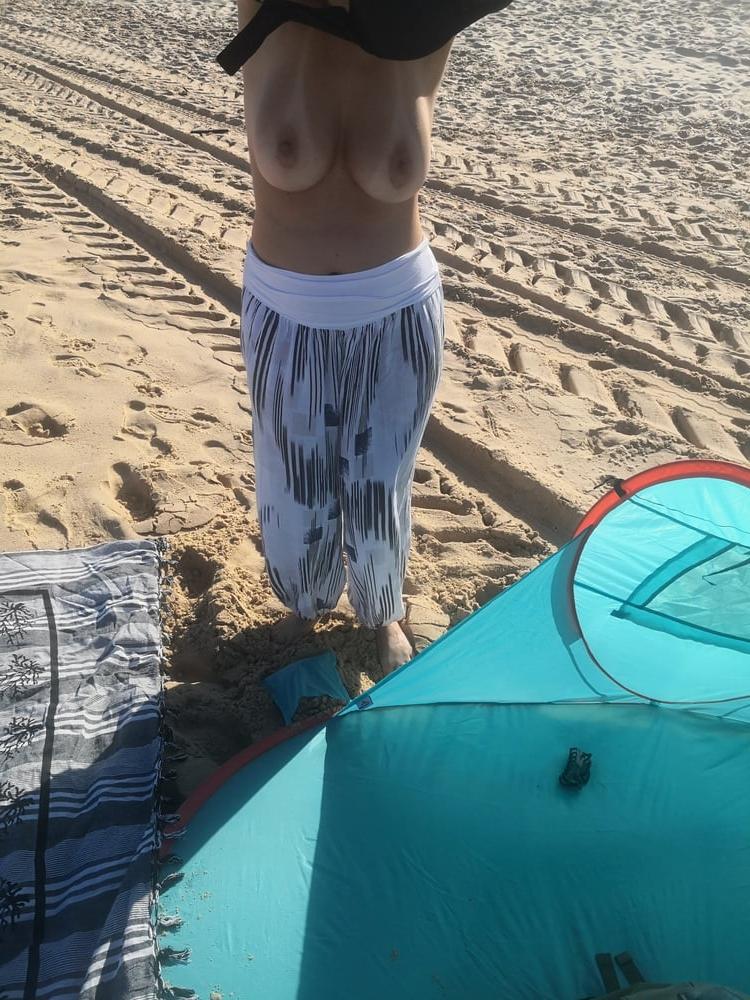 25P Exhibition outdoor nudist mature milf wife 2