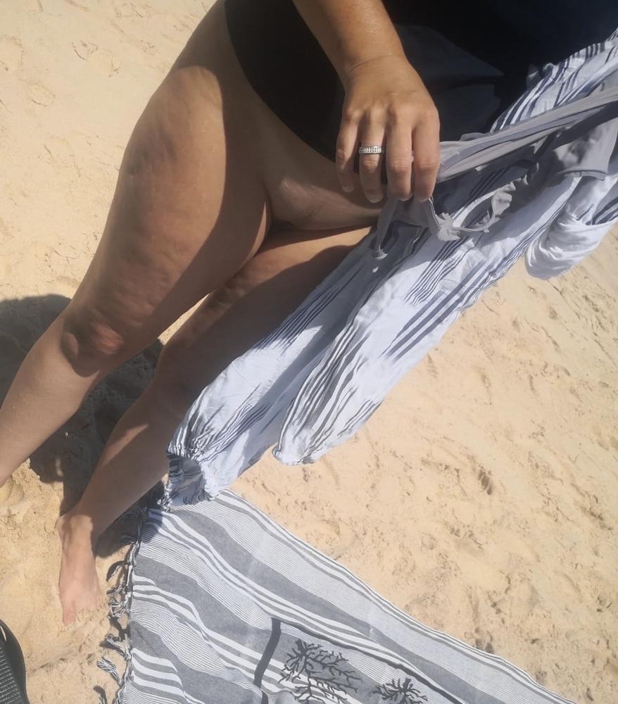 25P Exhibition outdoor nudist mature milf wife 2