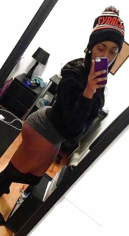25P Unknown Curvy Black Women 25