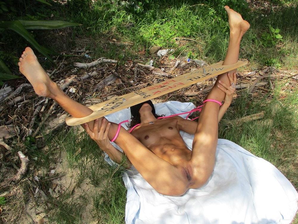 25P Sexy young model