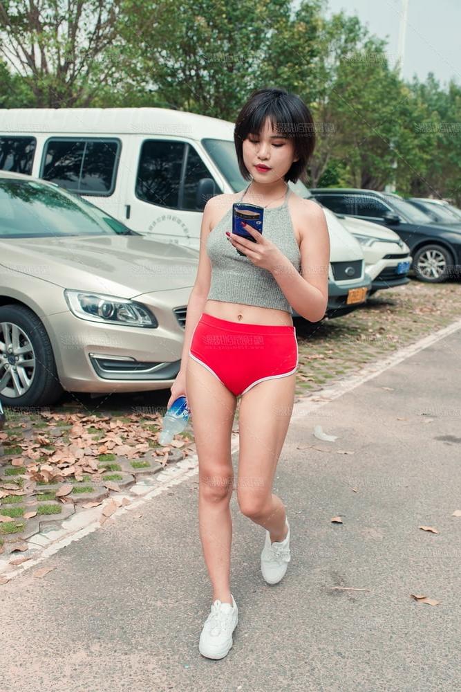 25P Chinese Camel Toes
