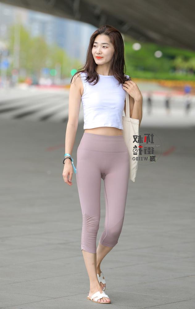 25P Chinese Camel Toes