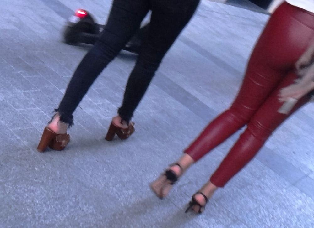 25P Sexy arabian with hot ass in high heels mules (pt1)
