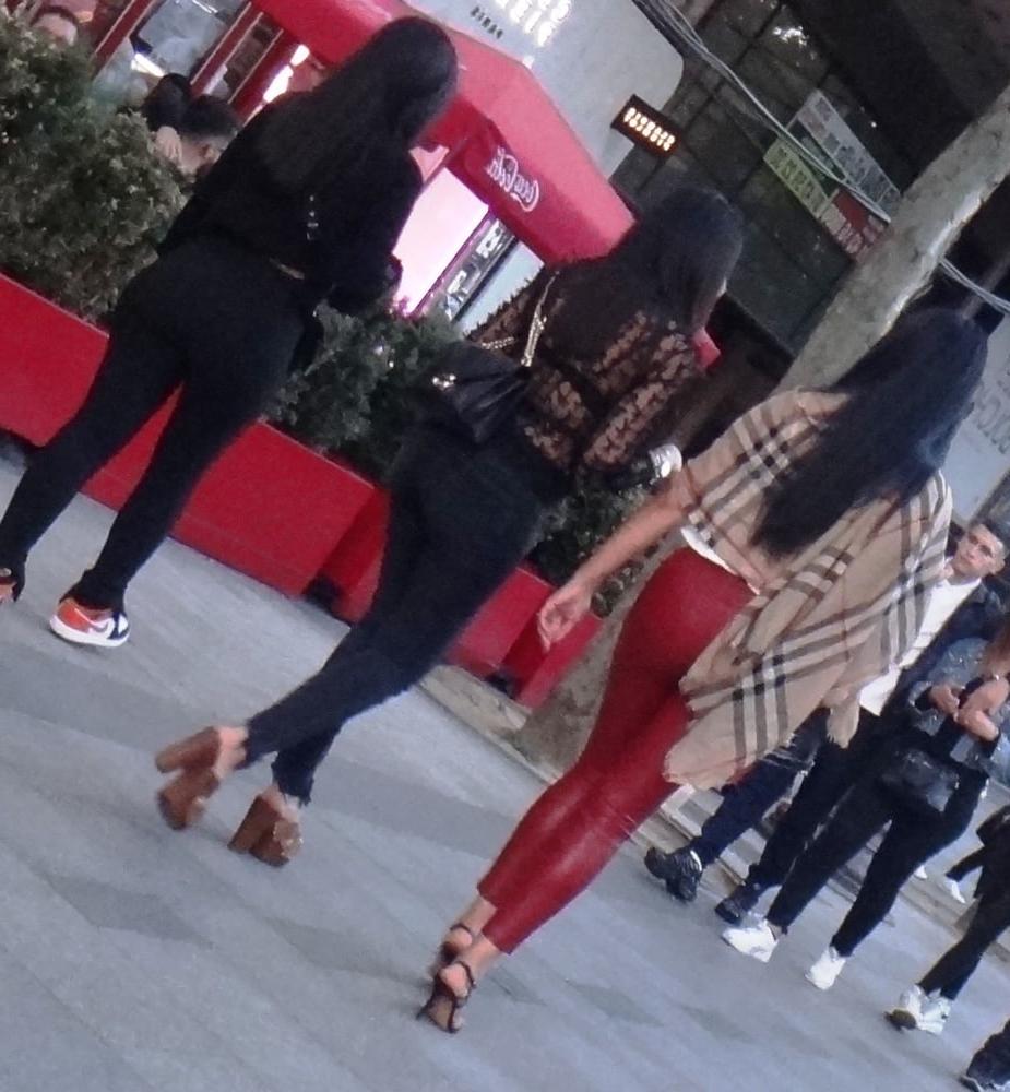 25P Sexy arabian with hot ass in high heels mules (pt1)