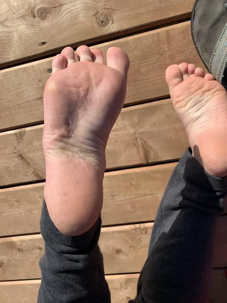 22P perfect feet and soles
