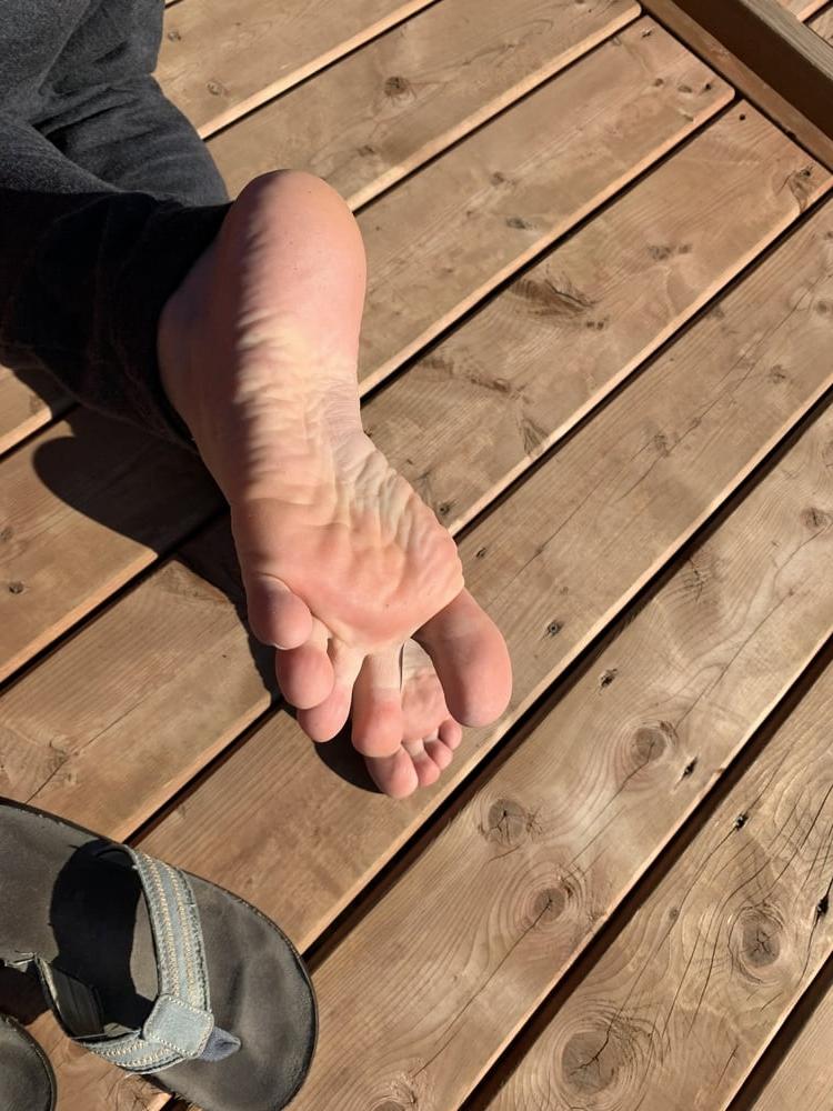 22P perfect feet and soles
