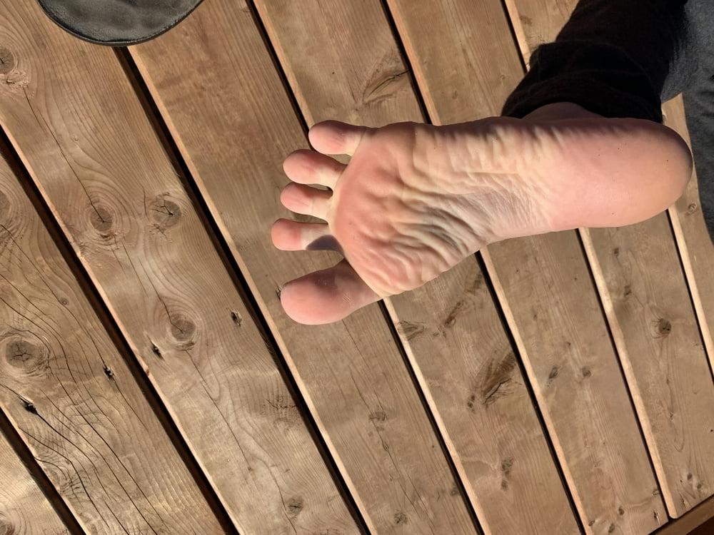 22P perfect feet and soles