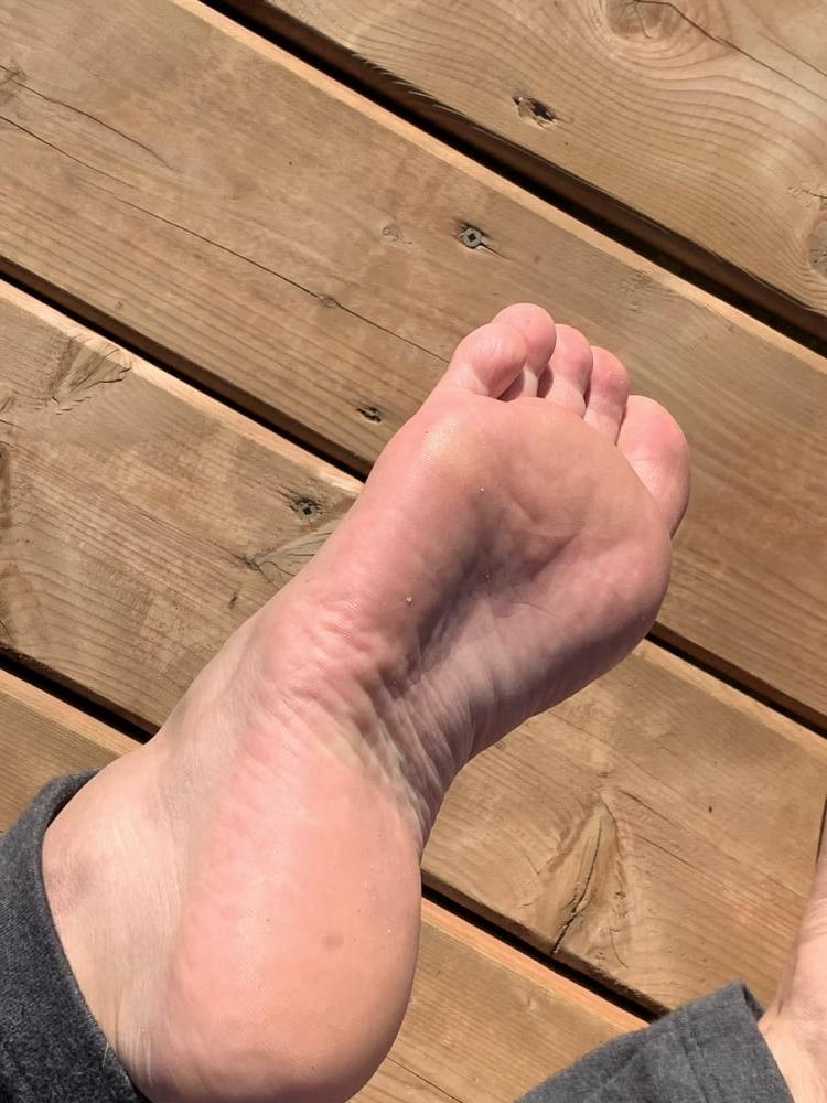 22P perfect feet and soles