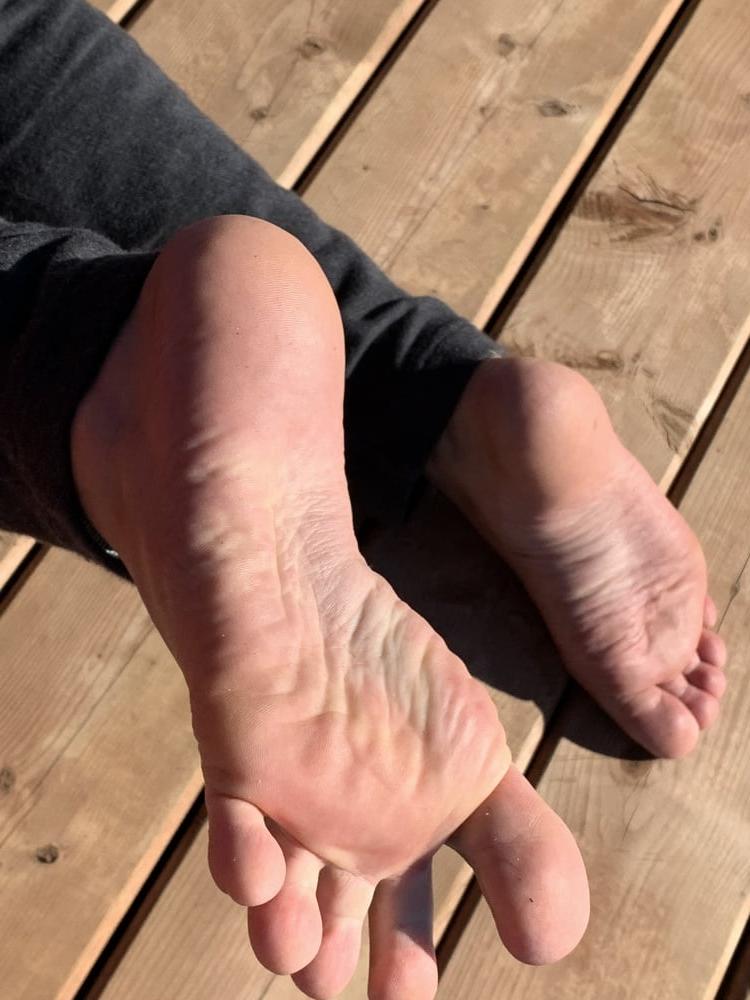22P perfect feet and soles