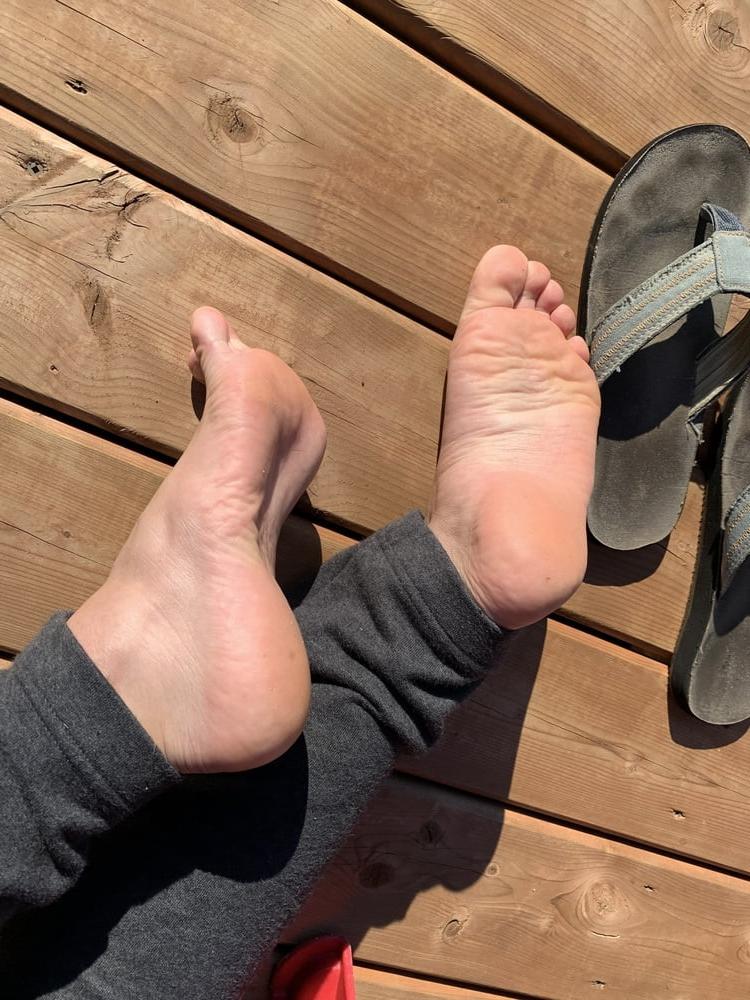 22P perfect feet and soles