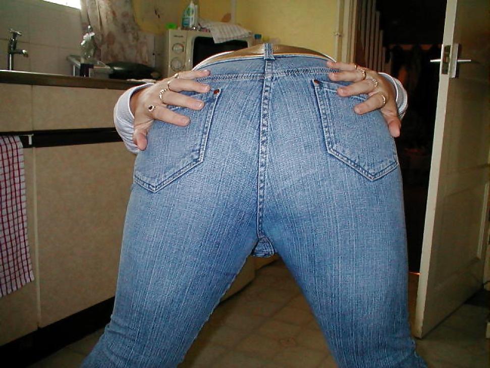 25P Queens in jeans XXXXVIII