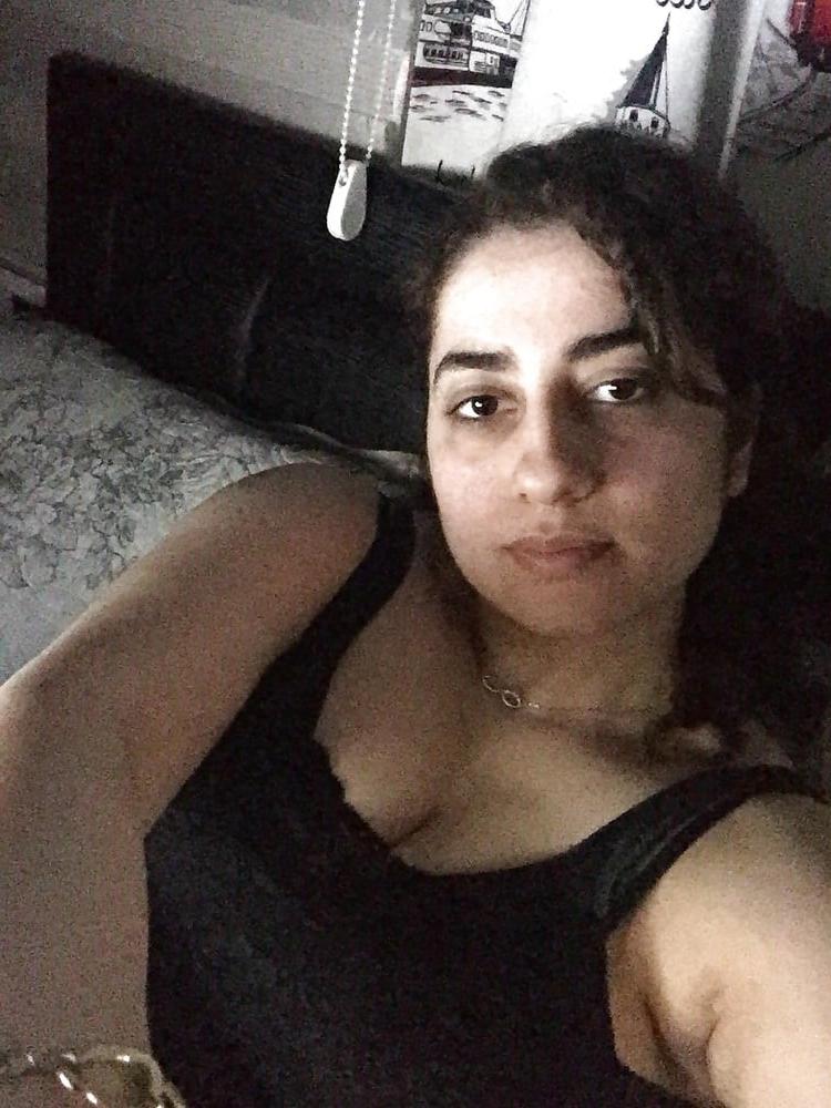 25P Arabian Sluts 163