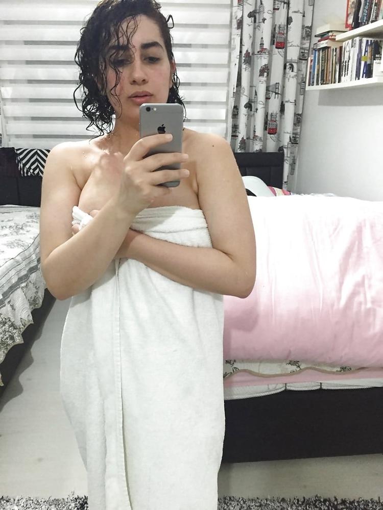 25P Arabian Sluts 163