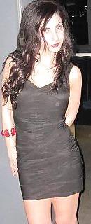 6P I Love the curly hair!