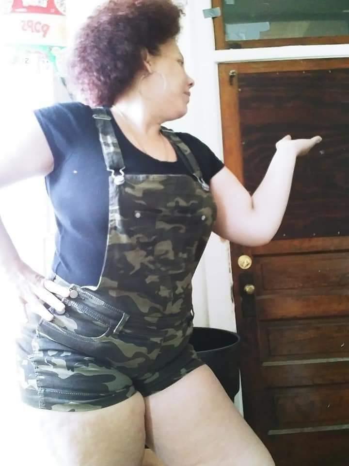 21P Latina Chubby
