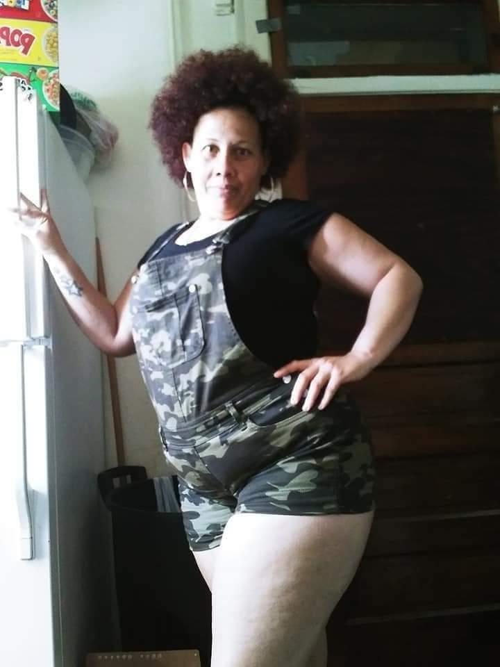 21P Latina Chubby