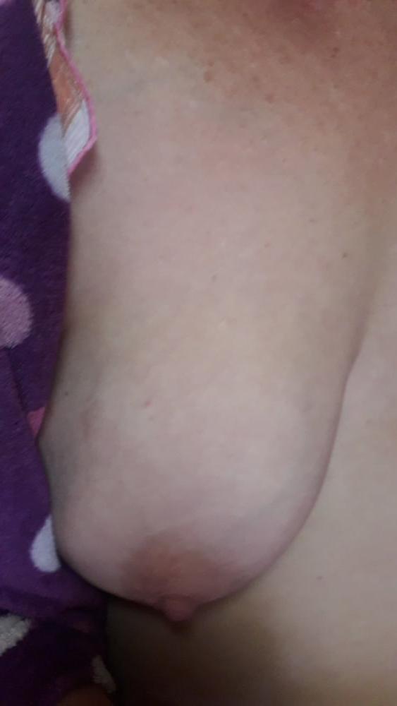 25P wife tits 13