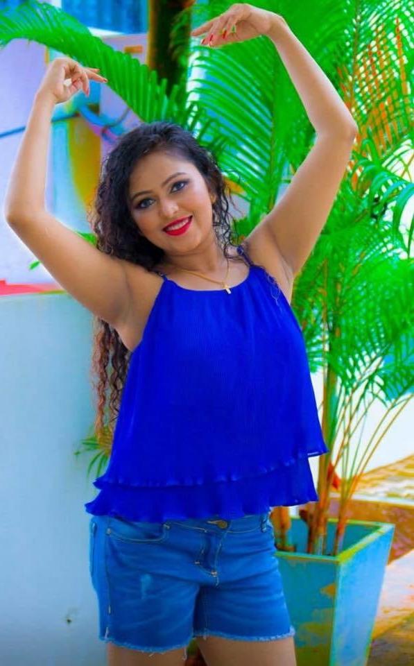 25P Delicious Desi Armpit