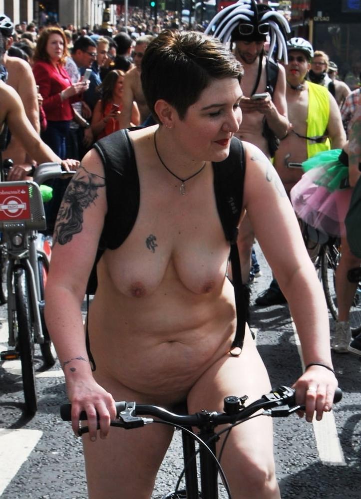 25P public nudity