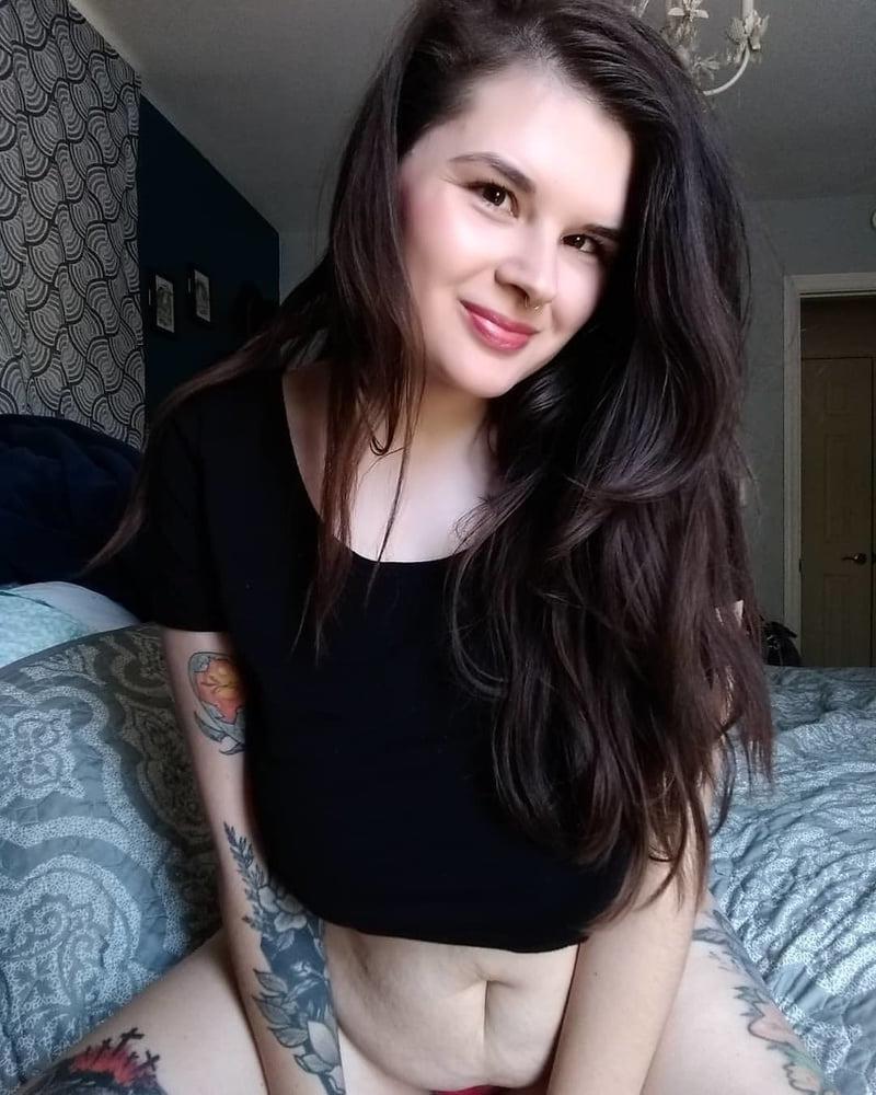 25P EARLY MORNING JERK-OFF SESSION (8.5.20)
