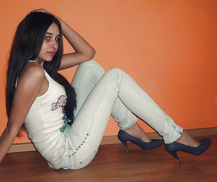 11P Tight Jeans
