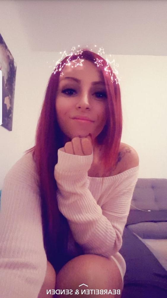 25P My facebook frends jerk me off(top26)