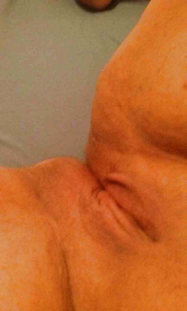 21P My fat wet sweet pussy