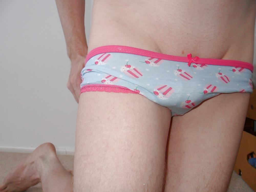 9P More solo amateur smooth ass and cock play :)