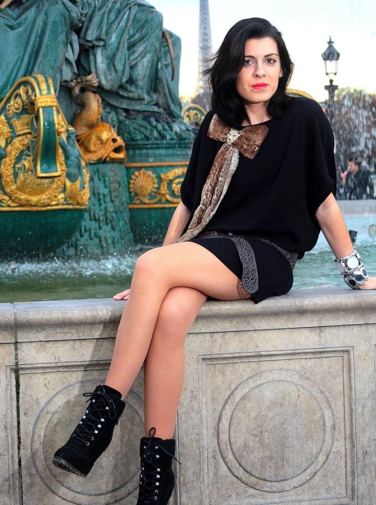 22P Wives Family &amp; GFs in Pantyhose - French Wives