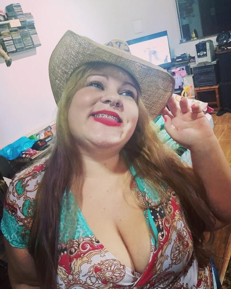 15P If you like to jerk off with hot woman