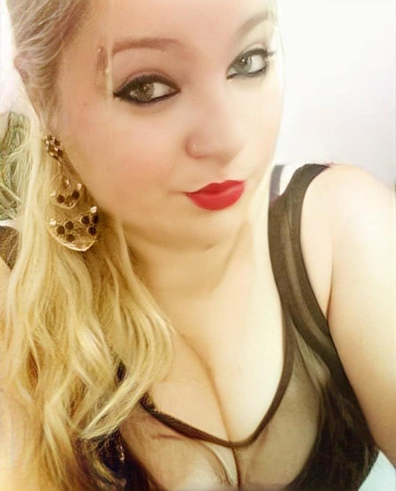 15P If you like to jerk off with hot woman