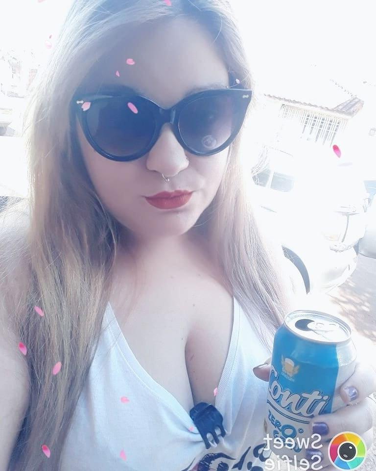 15P If you like to jerk off with hot woman
