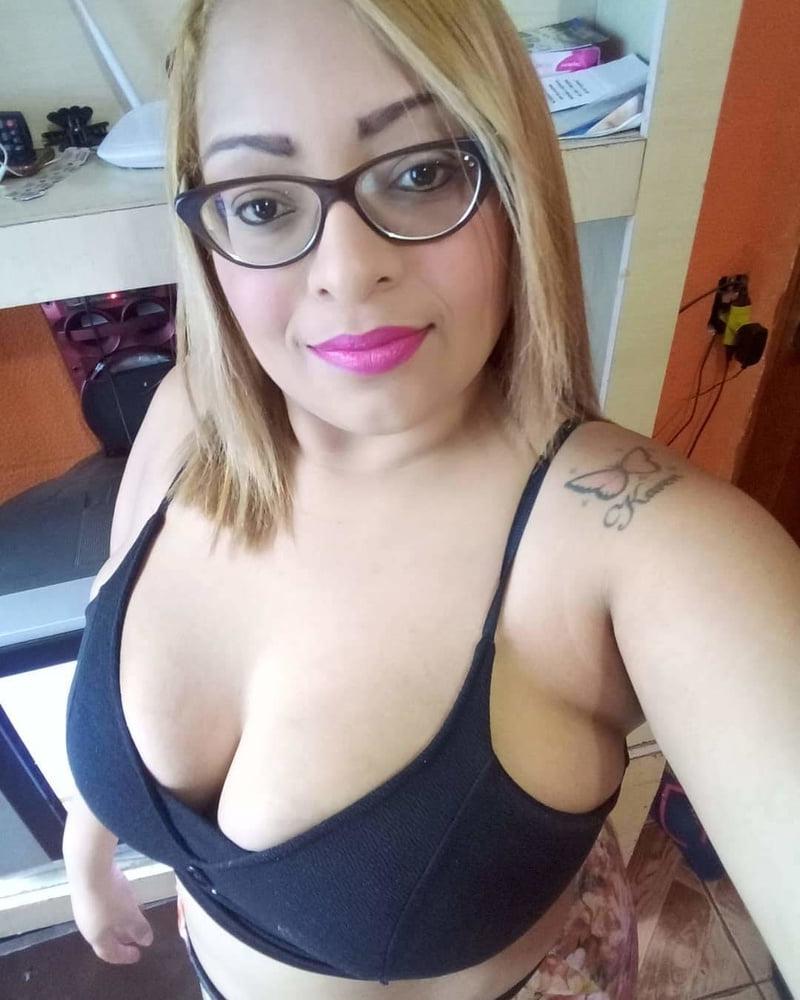23P Sexy chubby wife posing for tributes, cum, and comments