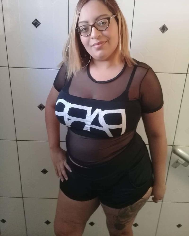 23P Sexy chubby wife posing for tributes, cum, and comments