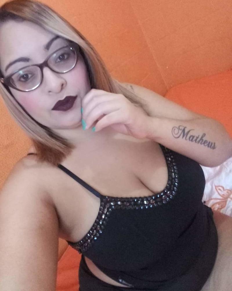 23P Sexy chubby wife posing for tributes, cum, and comments