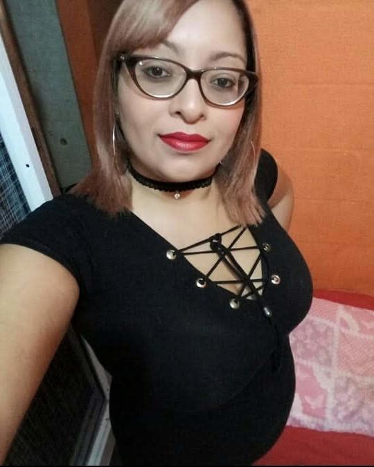23P Sexy chubby wife posing for tributes, cum, and comments