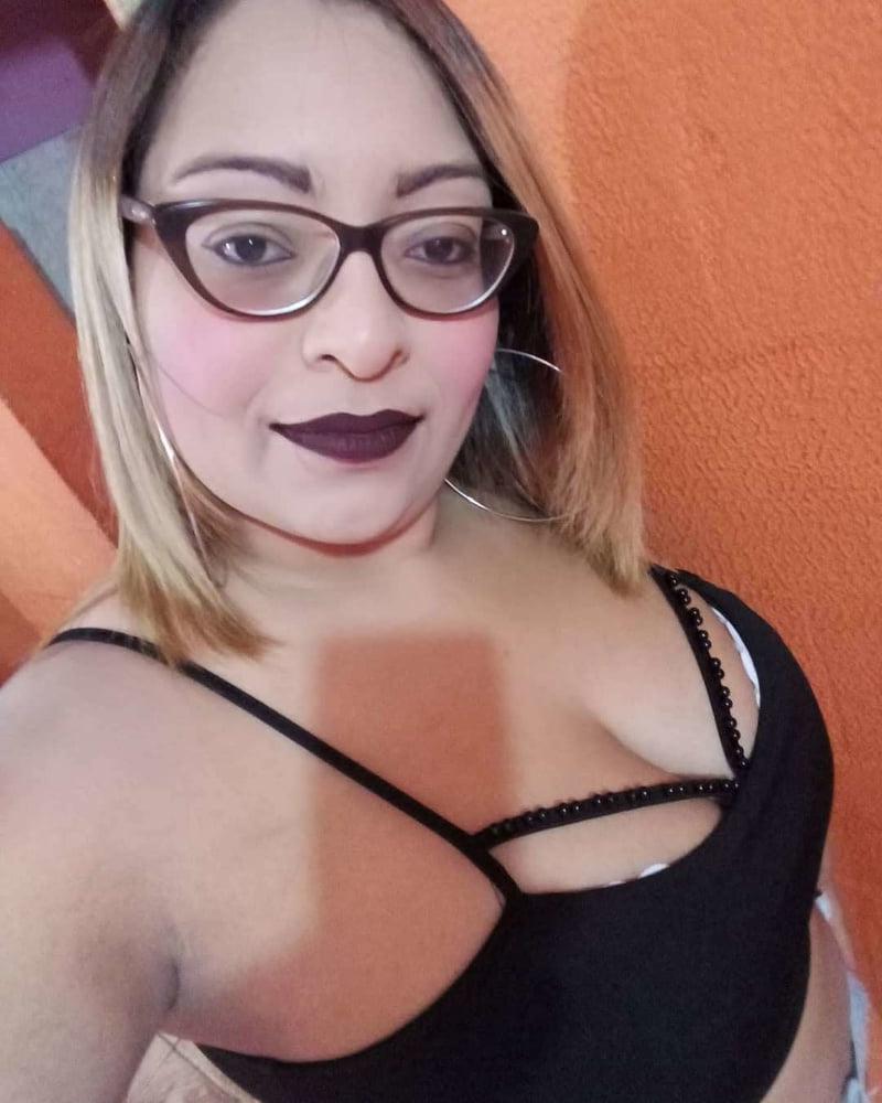 23P Sexy chubby wife posing for tributes, cum, and comments