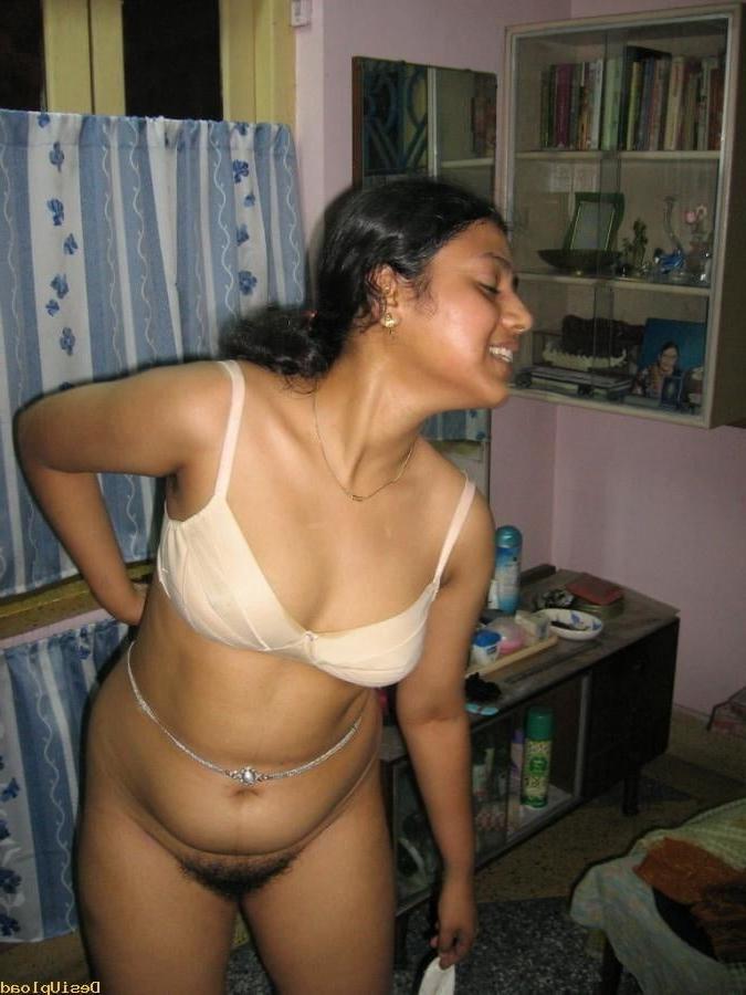 25P Desi wife in saree