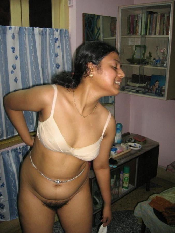 25P Desi wife in saree