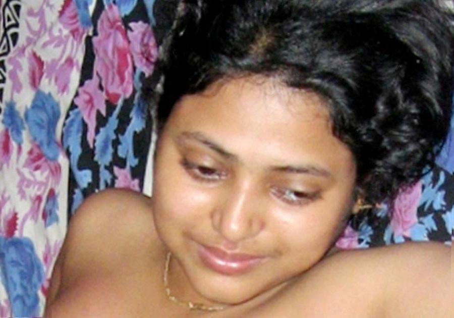 25P Desi wife in saree
