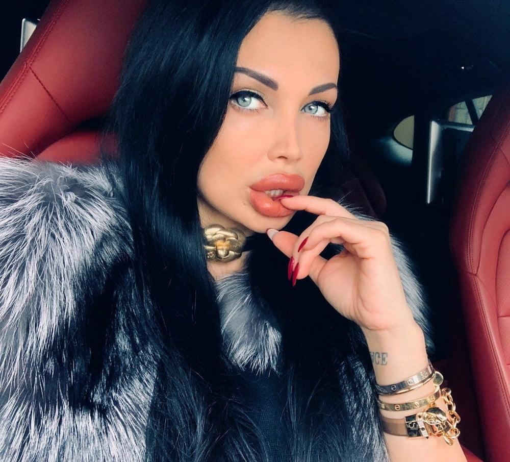 25P Aletta Ocean Extreme Plastic Bimbo