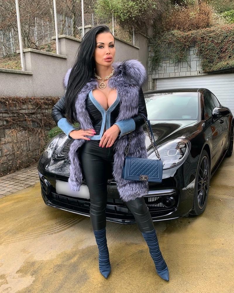 25P Aletta Ocean Extreme Plastic Bimbo