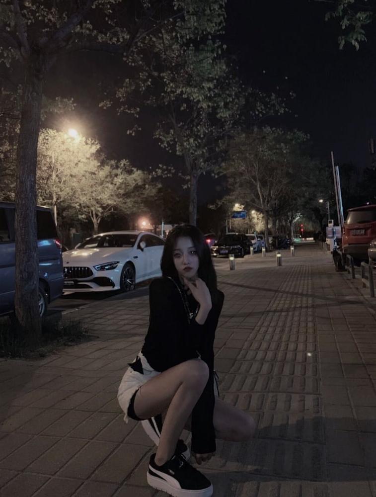 7P Sexy Pretty Chinese Girl